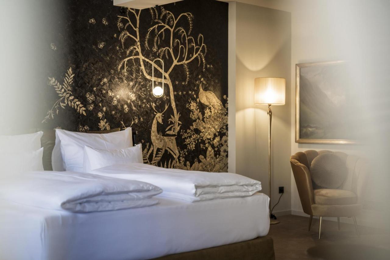 Altstadthotel Weisses Kreuz Innsbruck Exteriör bild