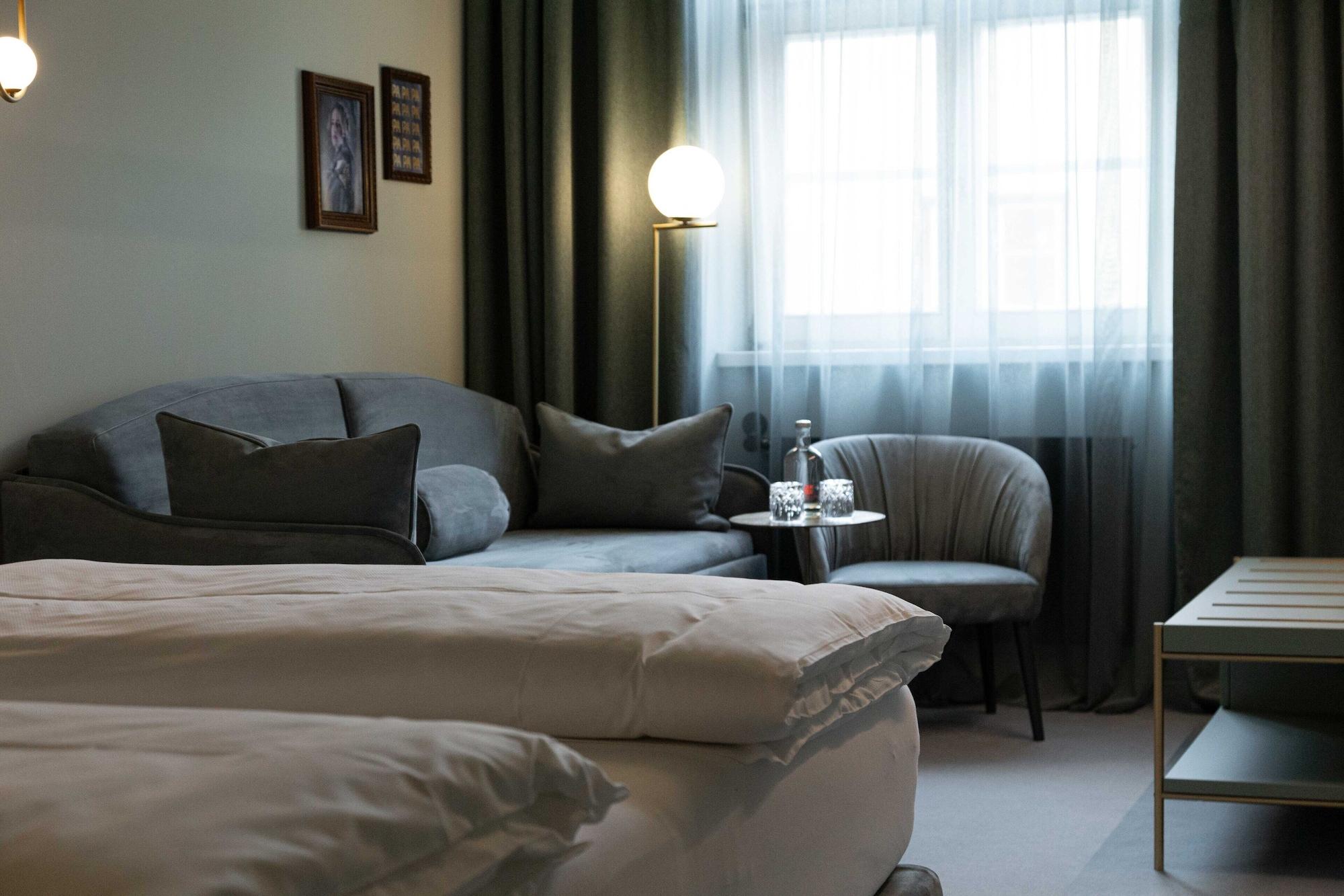 Altstadthotel Weisses Kreuz Innsbruck Exteriör bild